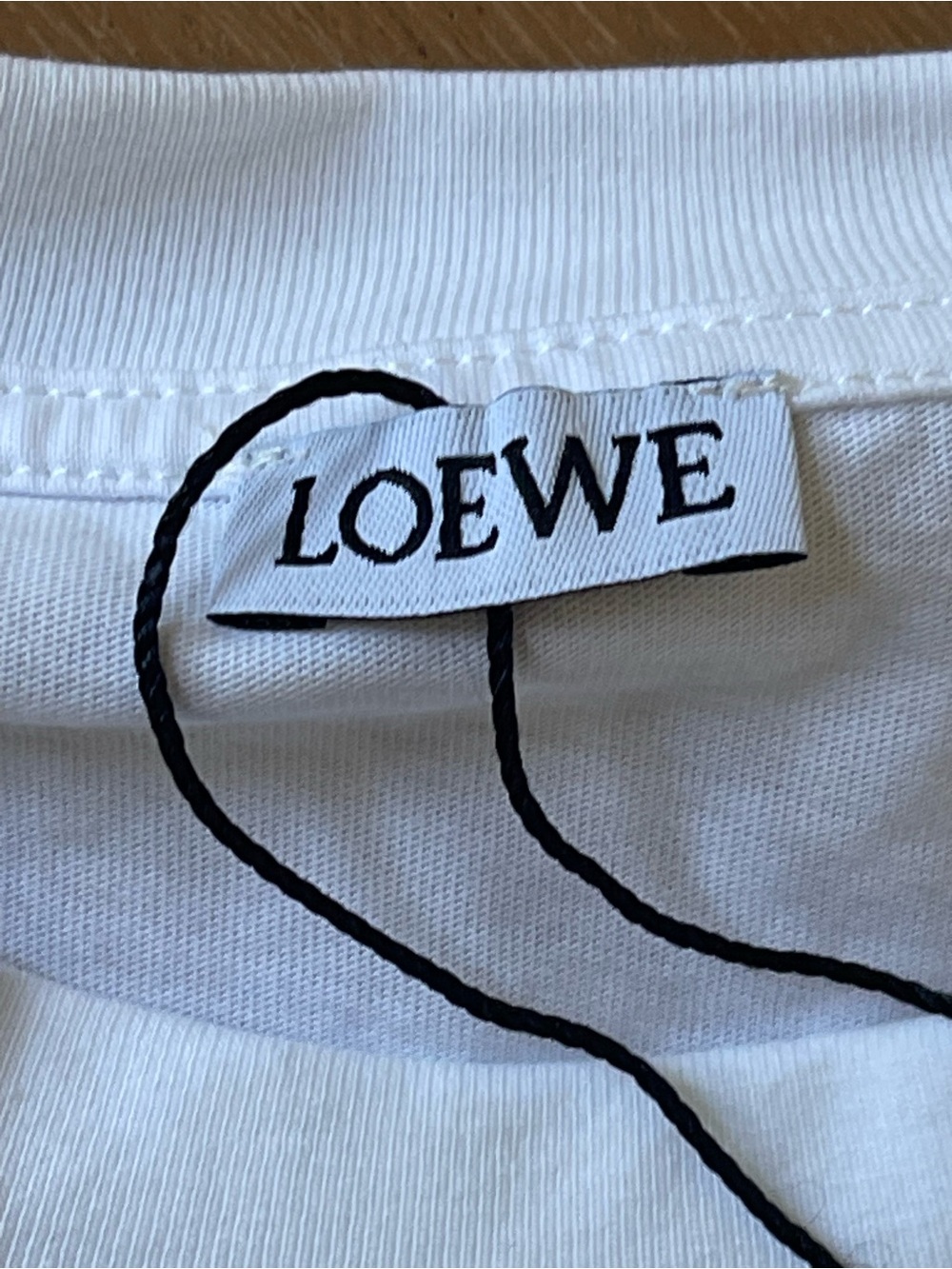 Loewe Glitch Anagram Logo White T-Shirt Size M NWT - Picture 3 of 11